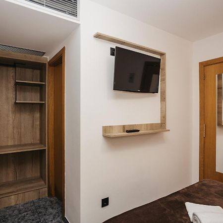 La Trobada Hotel Sport Ripoll Eksteriør billede