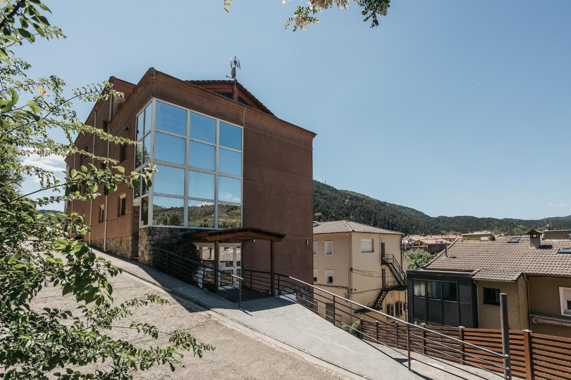 La Trobada Hotel Sport Ripoll Eksteriør billede