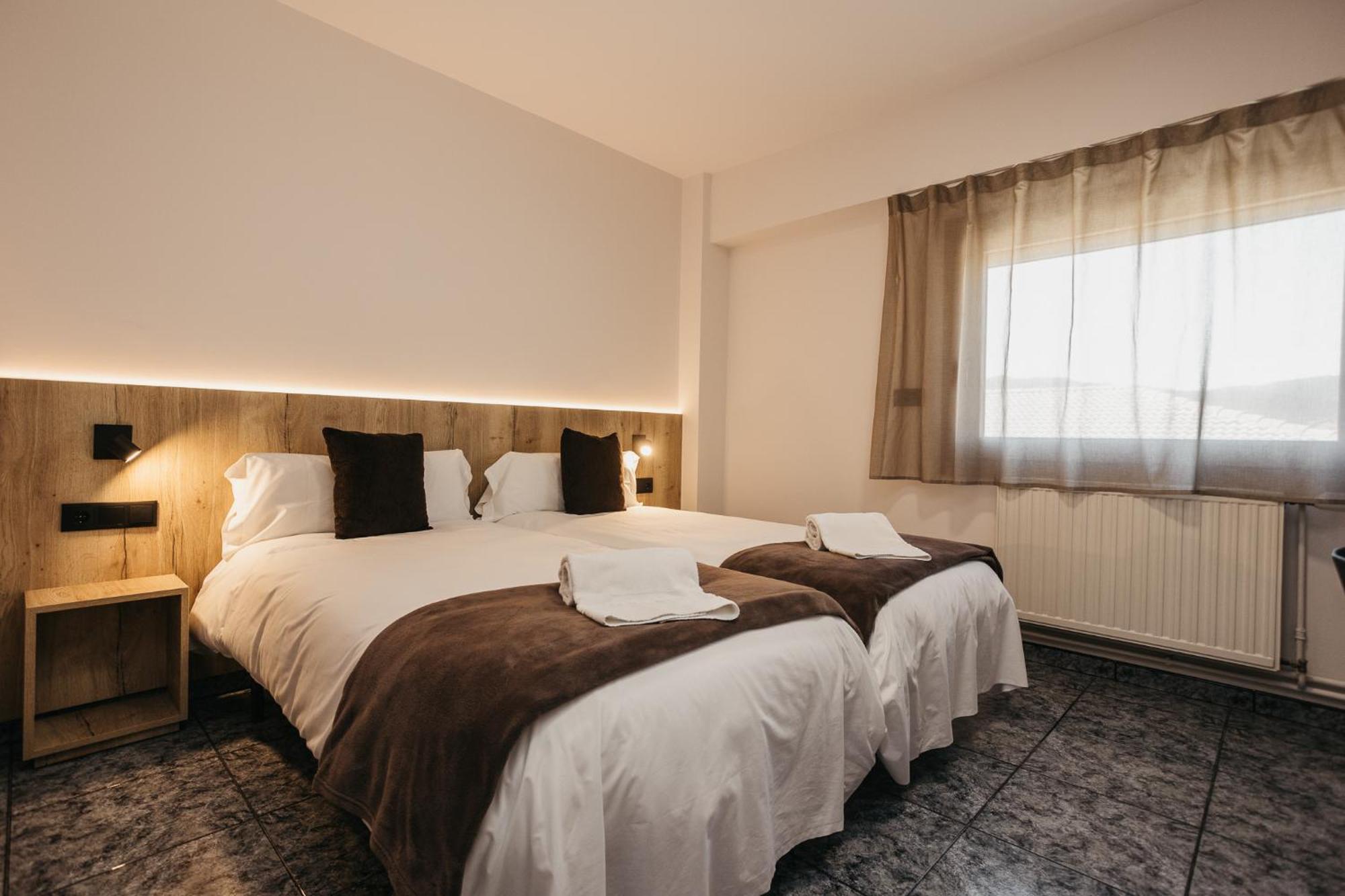 La Trobada Hotel Sport Ripoll Eksteriør billede