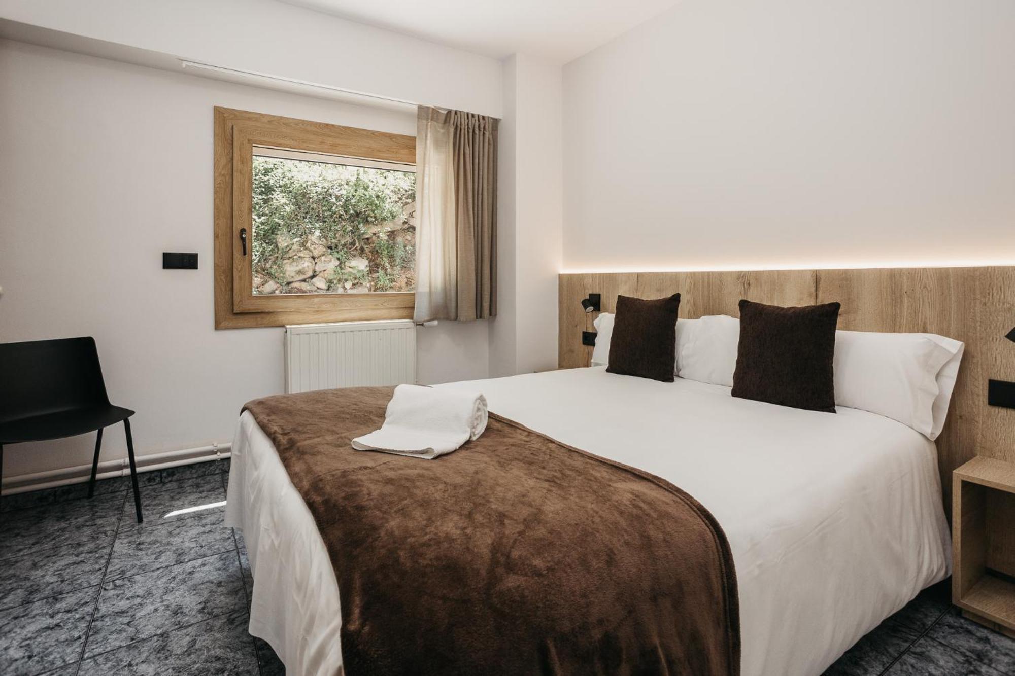 La Trobada Hotel Sport Ripoll Eksteriør billede
